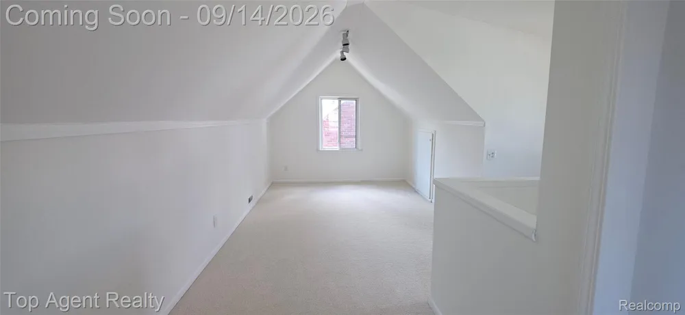 16735 Lincoln Avenue SE Eastpointe City, MI 48021