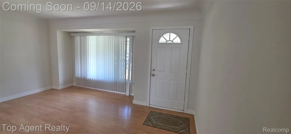 16735 Lincoln Avenue SE Eastpointe City, MI 48021