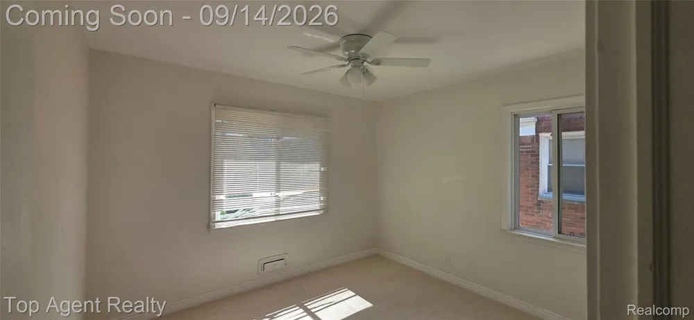 16735 Lincoln Avenue SE Eastpointe City, MI 48021