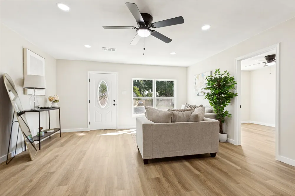 1605 Meadowbrook Drive Garland, TX 75042