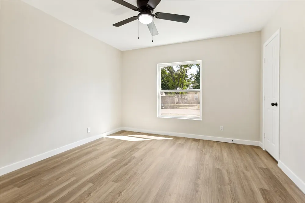 1605 Meadowbrook Drive Garland, TX 75042