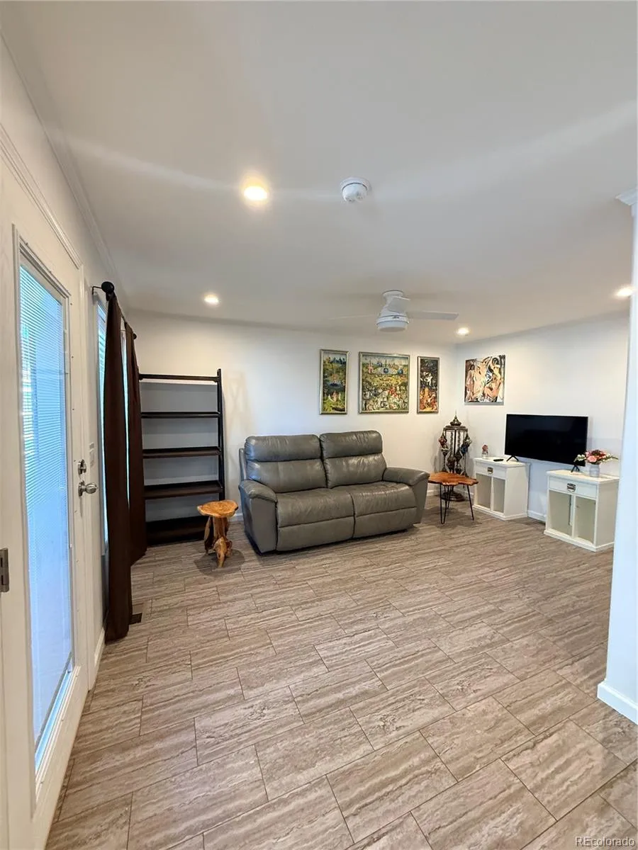 3650 S Federal blvd Englewood, CO 80110