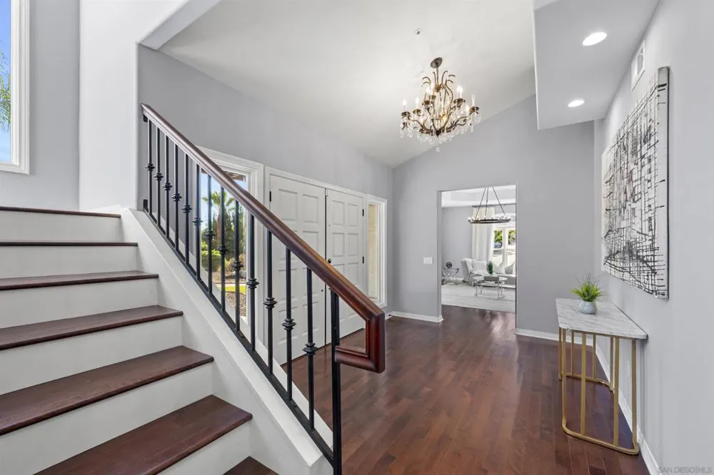 9742 Raspberry Ice Lane La Mesa, CA 91941