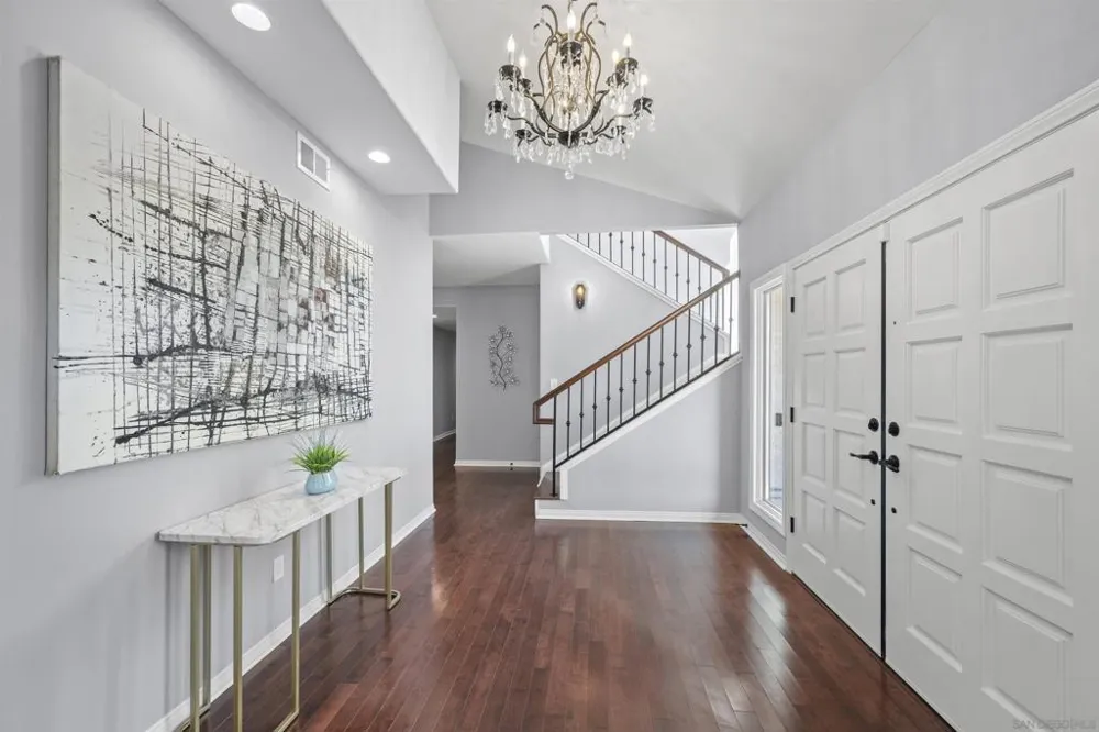 9742 Raspberry Ice Lane La Mesa, CA 91941