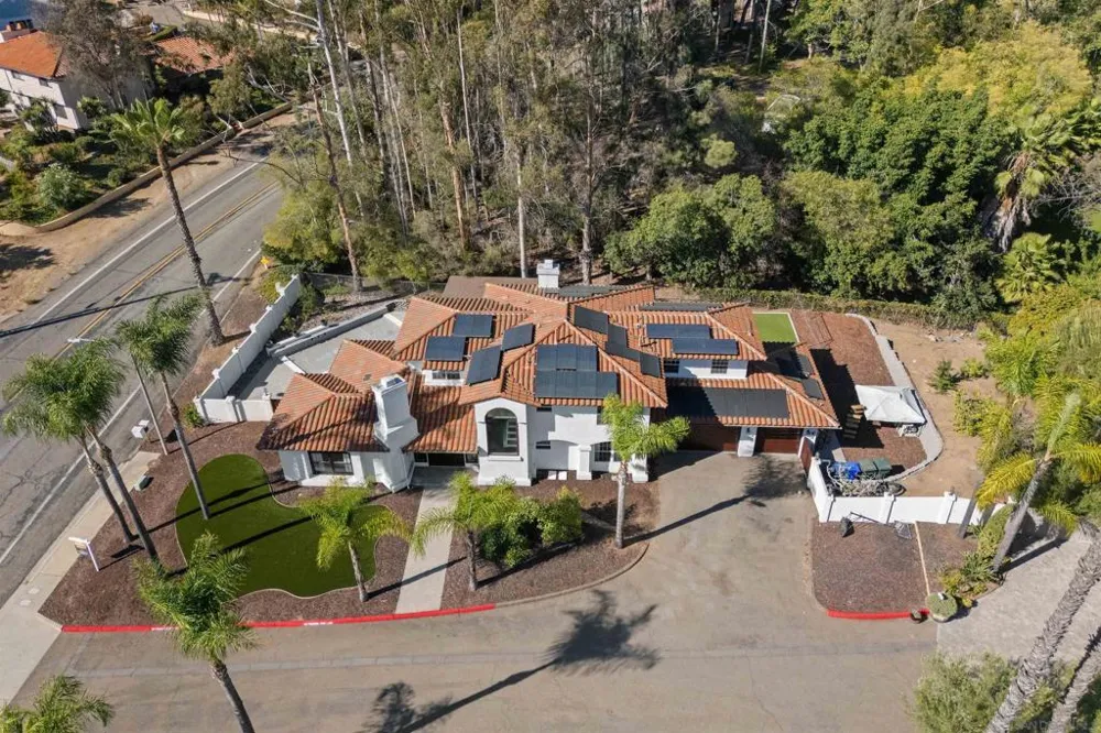 9742 Raspberry Ice Lane La Mesa, CA 91941