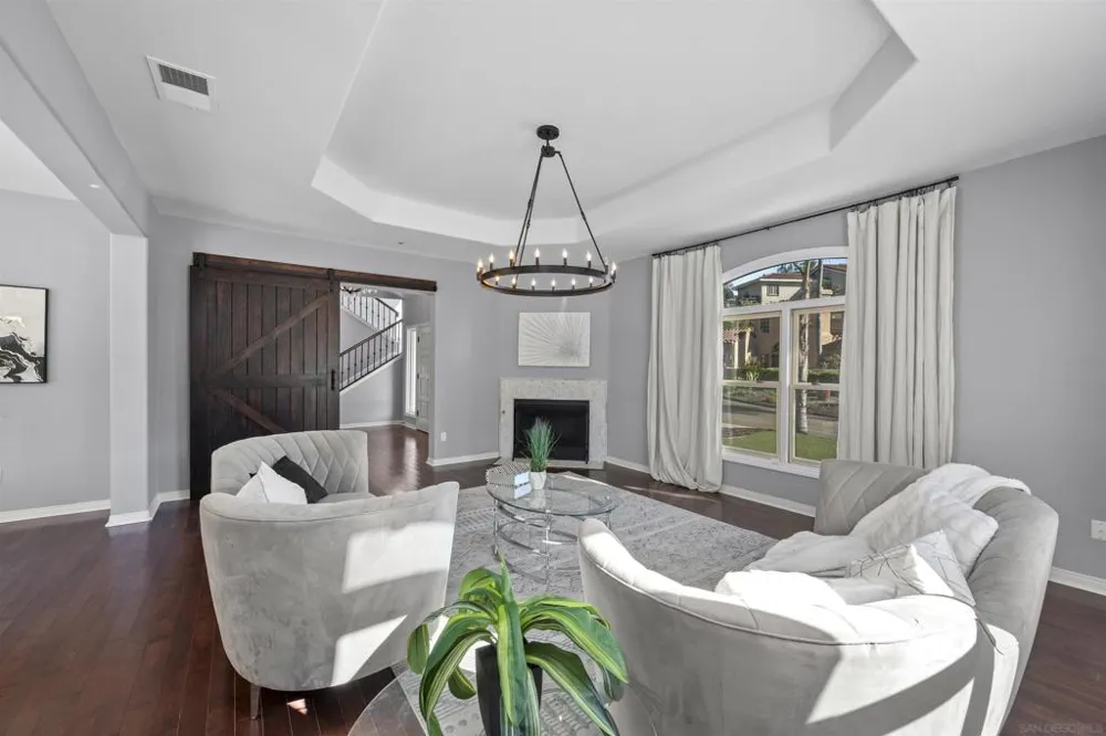 9742 Raspberry Ice Lane La Mesa, CA 91941