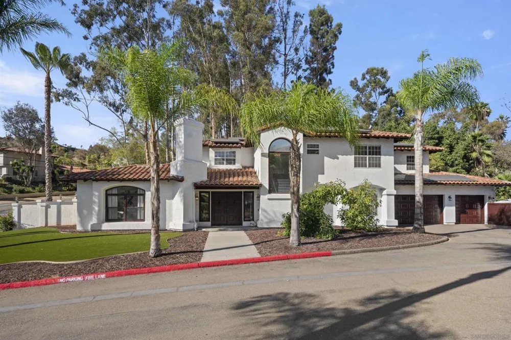 9742 Raspberry Ice Lane La Mesa, CA 91941