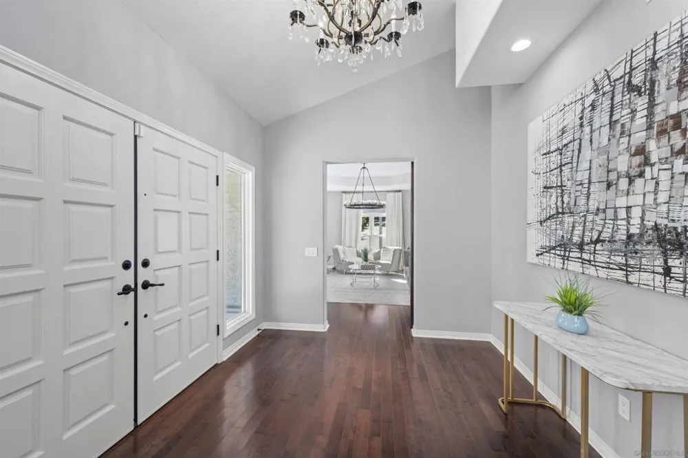 9742 Raspberry Ice Lane La Mesa, CA 91941