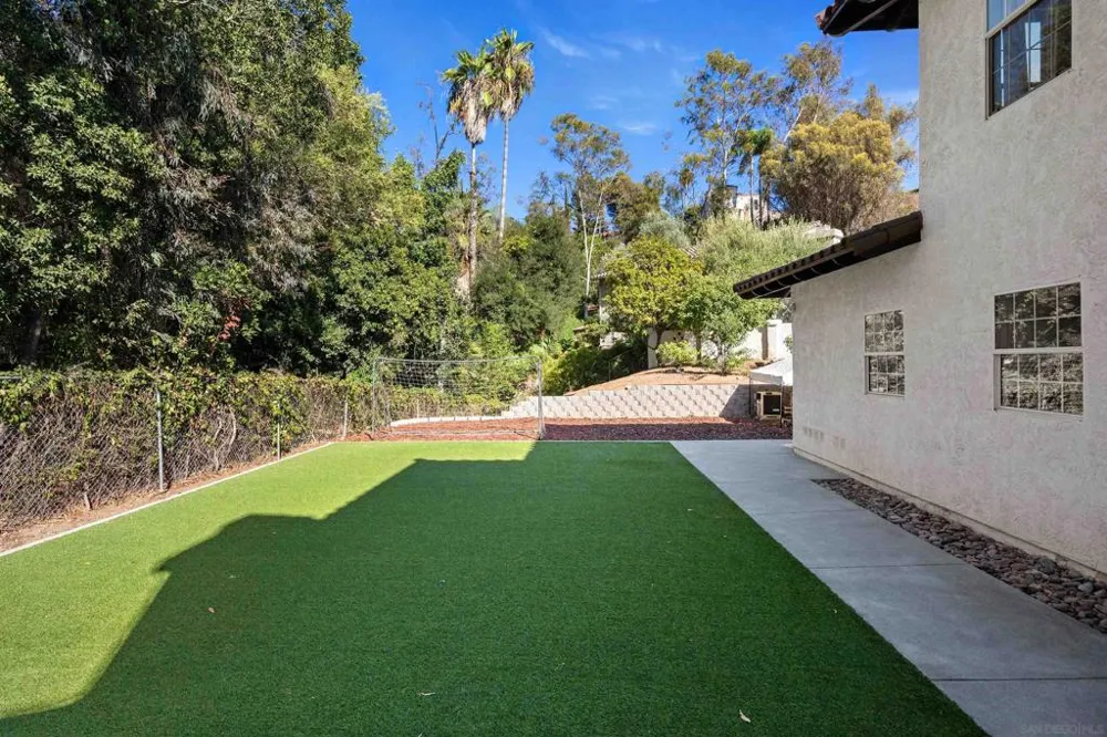 9742 Raspberry Ice Lane La Mesa, CA 91941