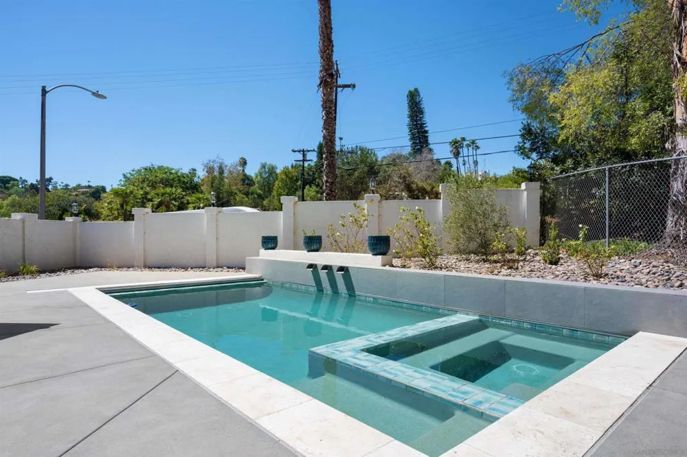 9742 Raspberry Ice Lane La Mesa, CA 91941