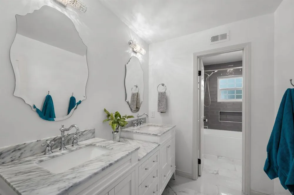 9742 Raspberry Ice Lane La Mesa, CA 91941
