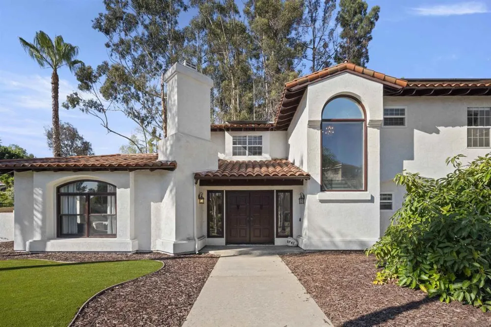 9742 Raspberry Ice Lane La Mesa, CA 91941