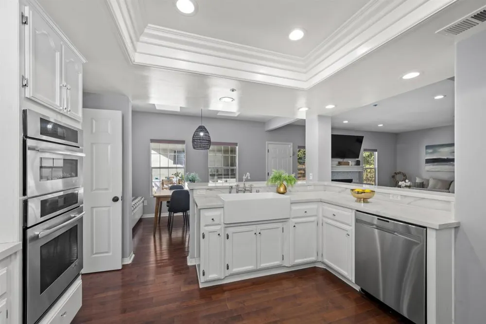 9742 Raspberry Ice Lane La Mesa, CA 91941