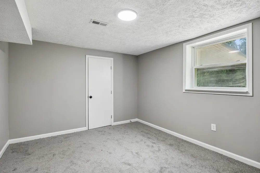 5007 Bonnameade Dr Hermitage, TN 37076