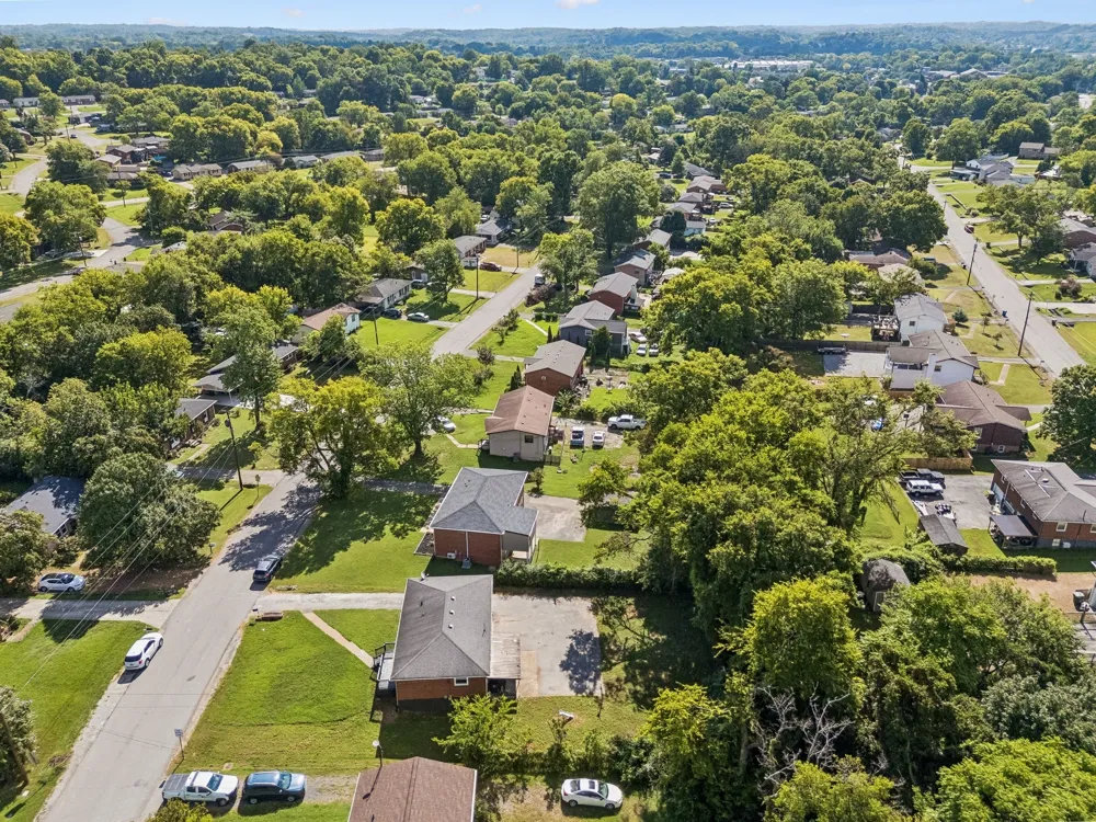 5007 Bonnameade Dr Hermitage, TN 37076