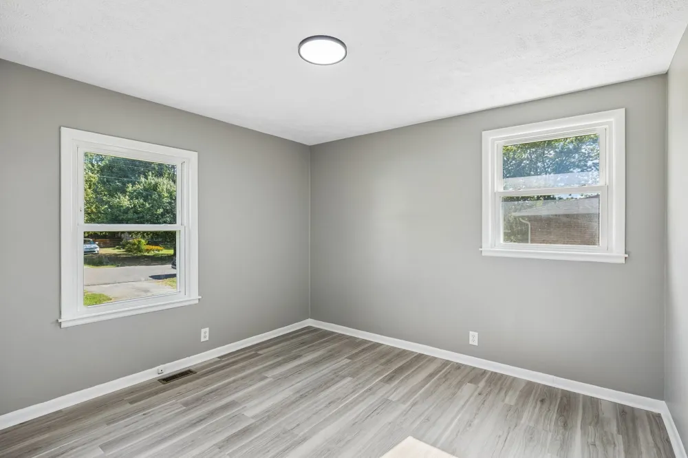 5007 Bonnameade Dr Hermitage, TN 37076
