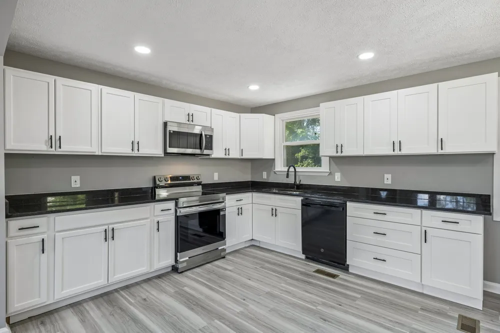 5007 Bonnameade Dr Hermitage, TN 37076