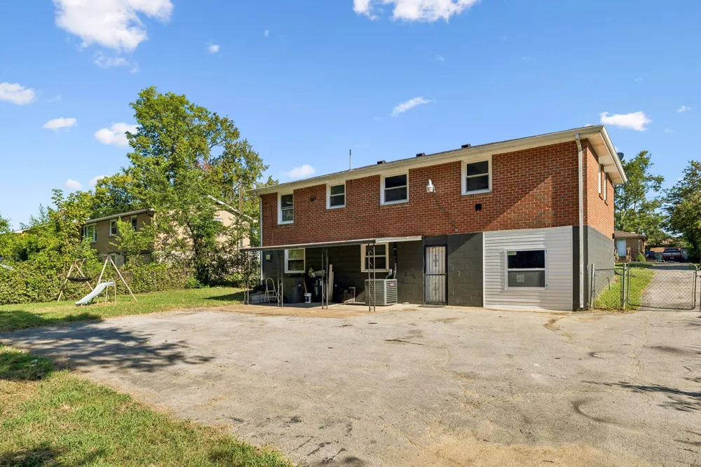 5007 Bonnameade Dr Hermitage, TN 37076