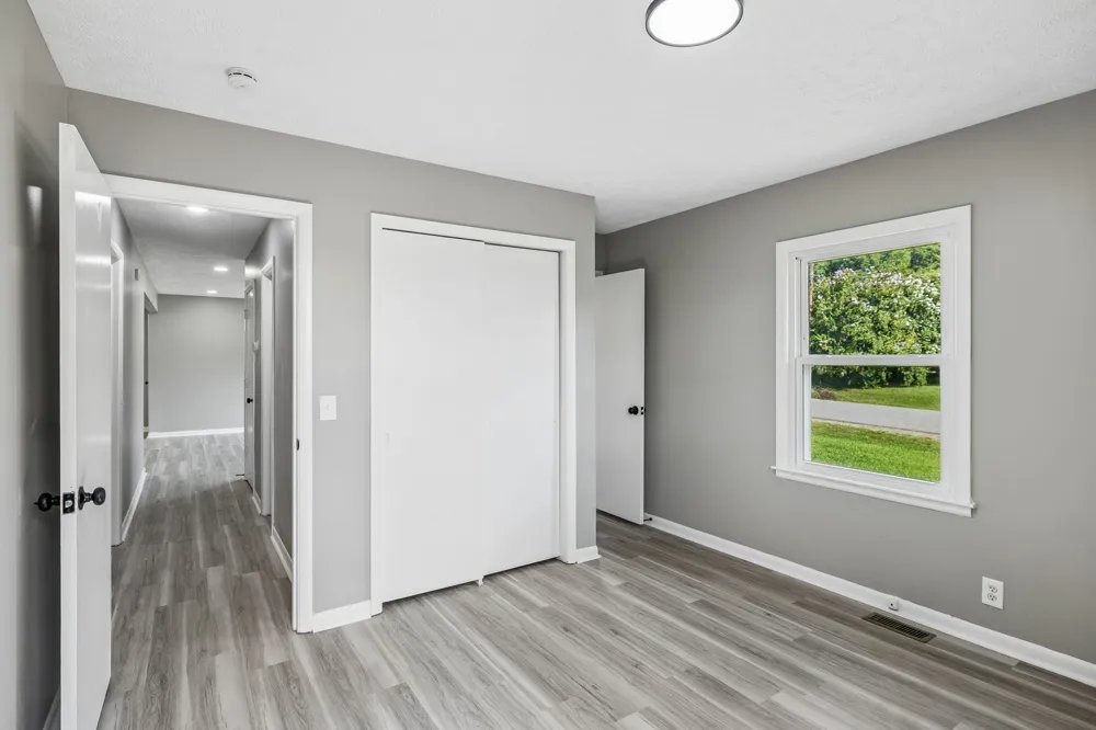 5007 Bonnameade Dr Hermitage, TN 37076