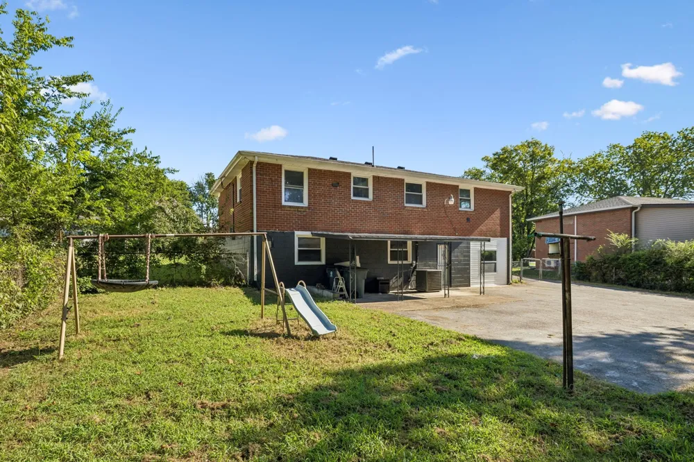 5007 Bonnameade Dr Hermitage, TN 37076