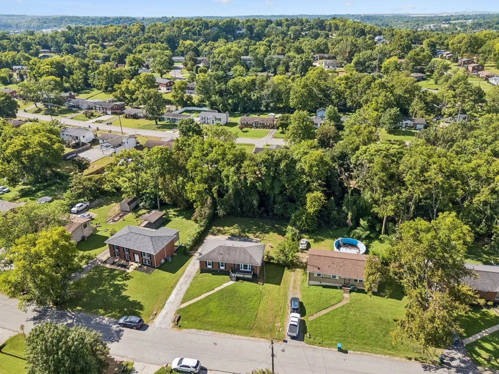 5007 Bonnameade Dr Hermitage, TN 37076