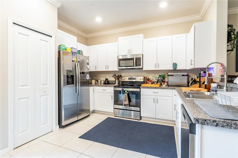 23265 WILLOW GLEN WAY Lutz, FL 33549