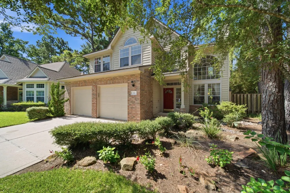 96 E Lakeridge Drive The Woodlands, TX 77381