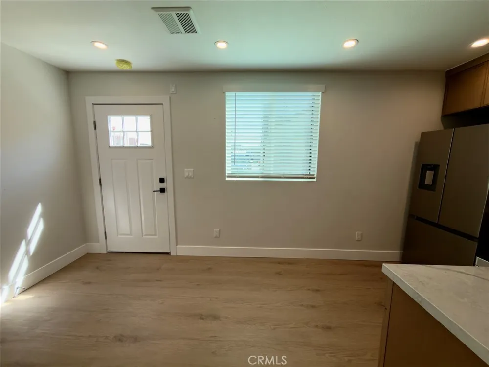 1629 W 80th St Los Angeles, CA 90047