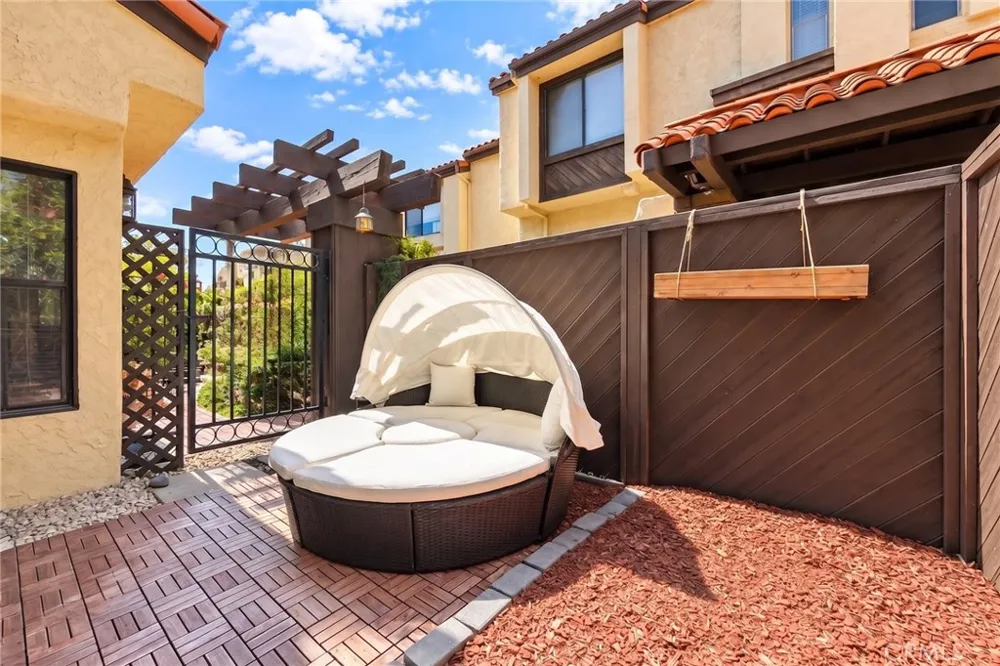 517 S Almansor #81 Alhambra, CA 91801