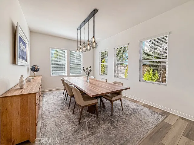 5142 Via El Molino Thousand Oaks, CA 91320