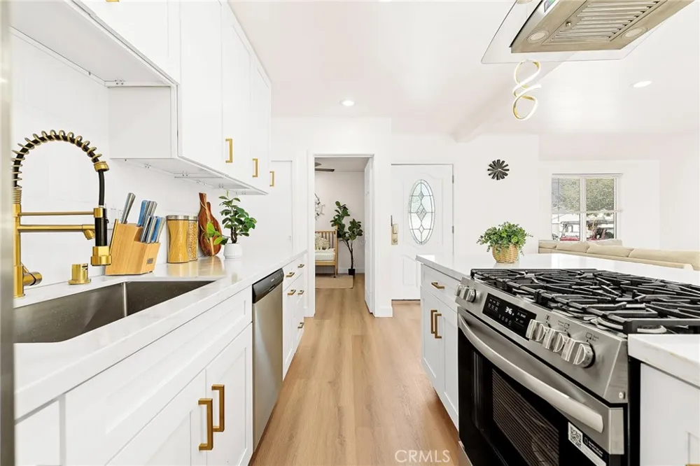 603 S Bronwyn Drive Anaheim, CA 92804