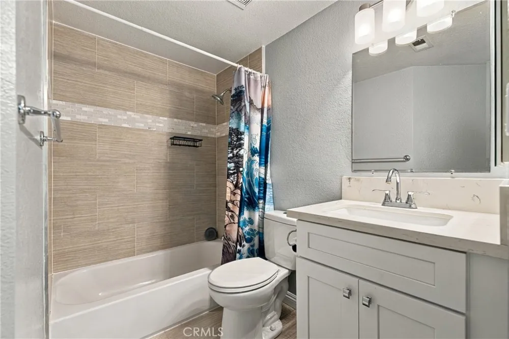 22719 Lakeway #402 Diamond Bar, CA 91765