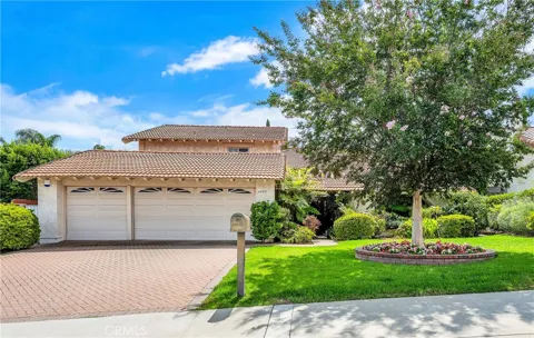 4092 Rousseau Lane