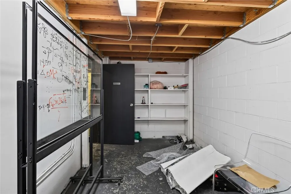 11105 Weddington North Hollywood, CA 91601