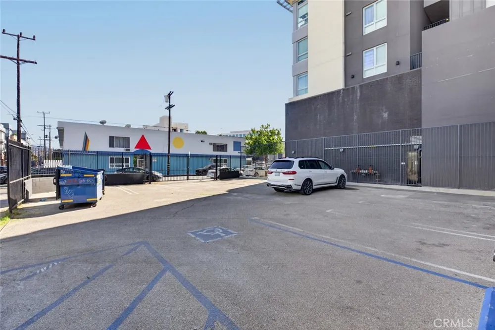 11105 Weddington North Hollywood, CA 91601