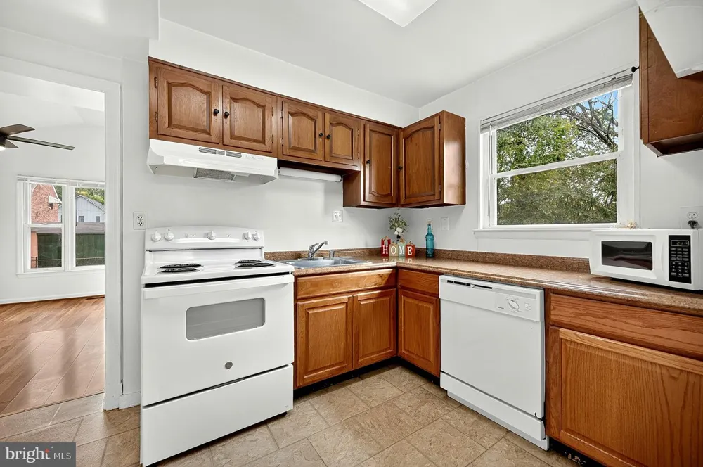 4618 3RD STREET Arlington, VA 22203