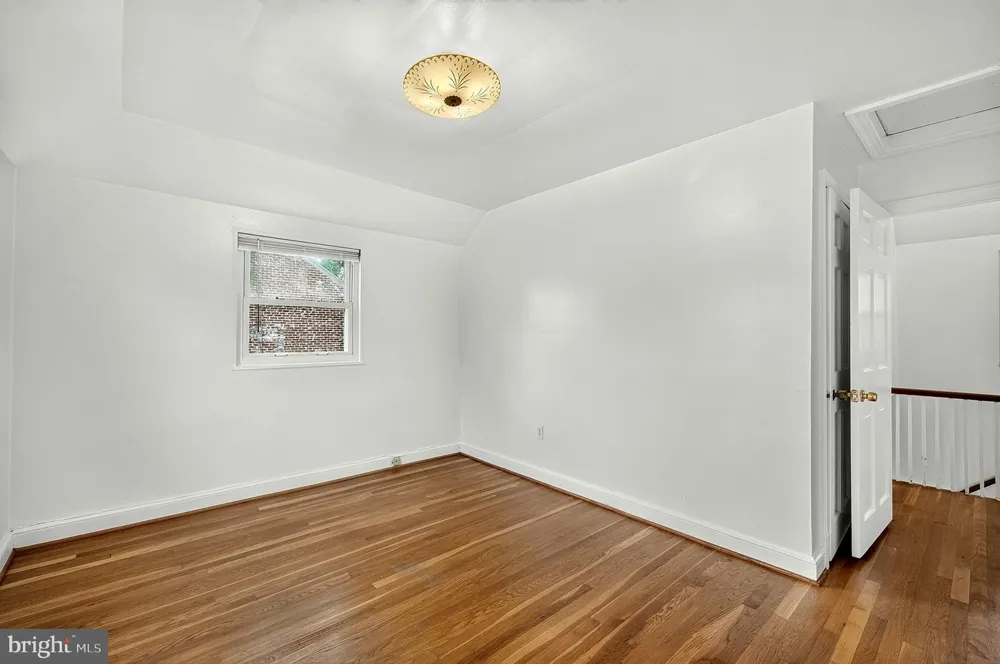 4618 3RD STREET Arlington, VA 22203