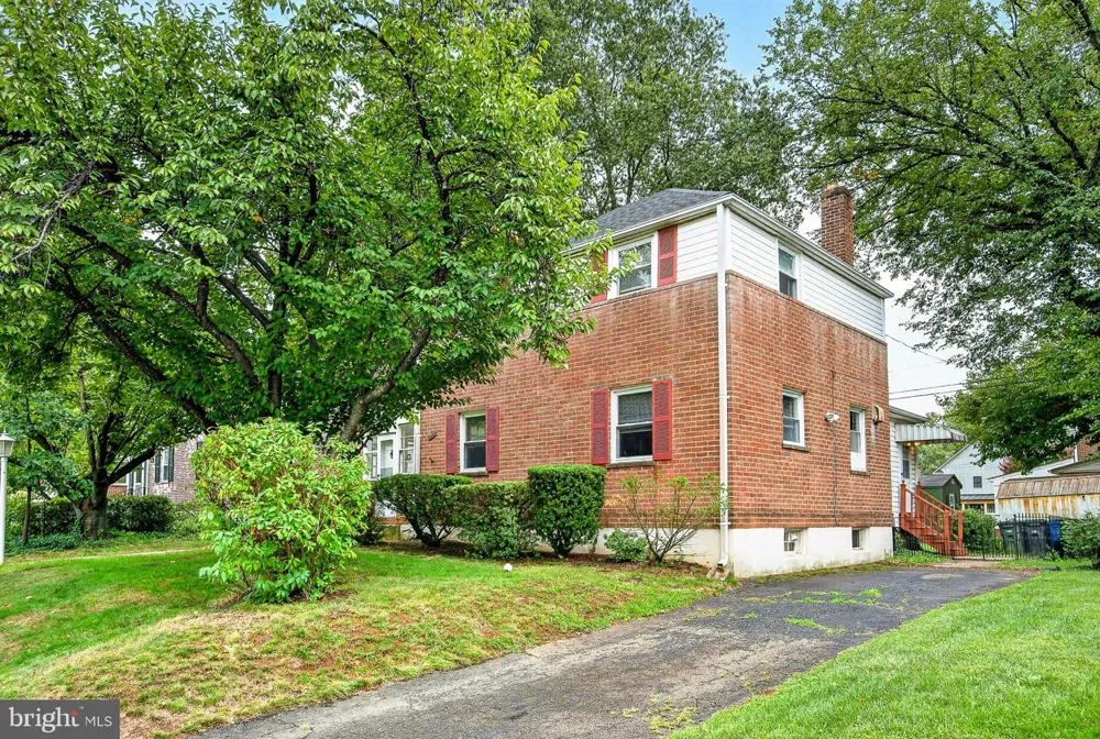 4618 3RD STREET Arlington, VA 22203