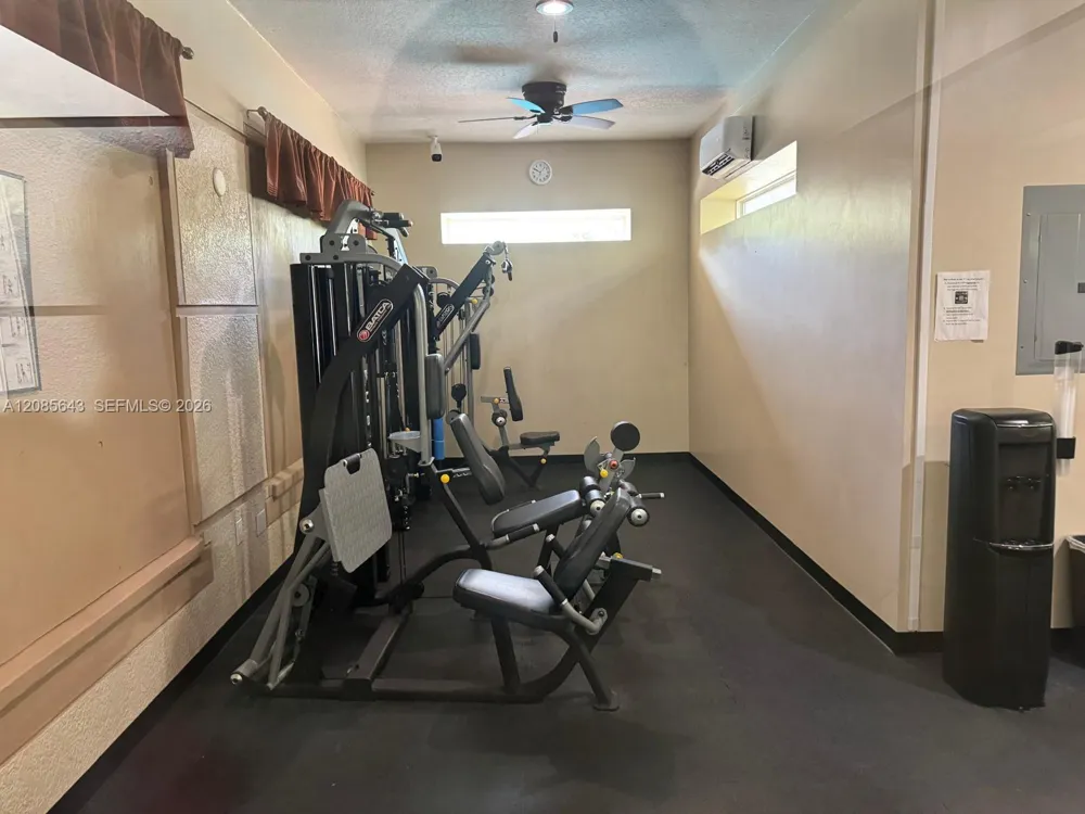 1609 Croydon St Orlando, FL 32828