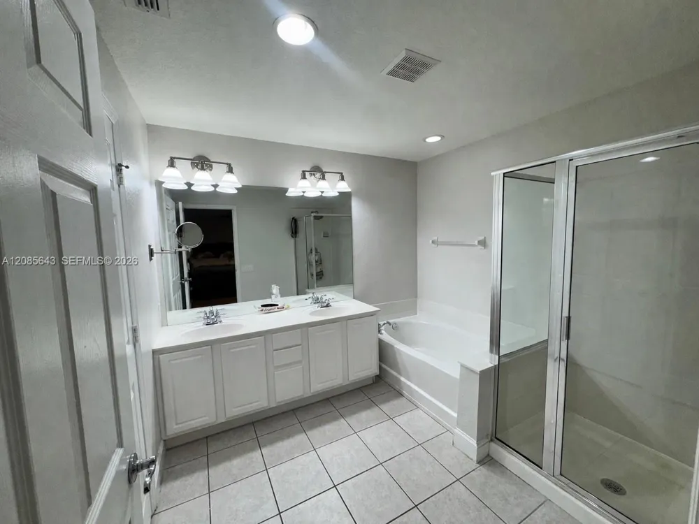 1609 Croydon St Orlando, FL 32828