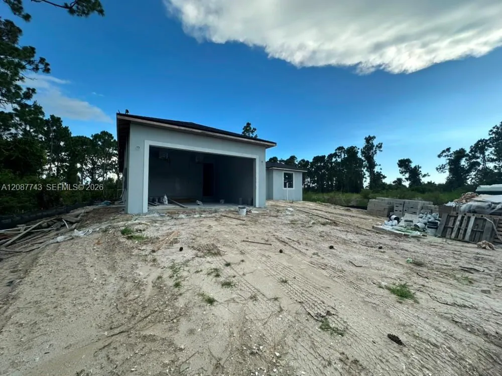 15825 Lakeland Circle Other City - In The State Of Florida, FL 33981