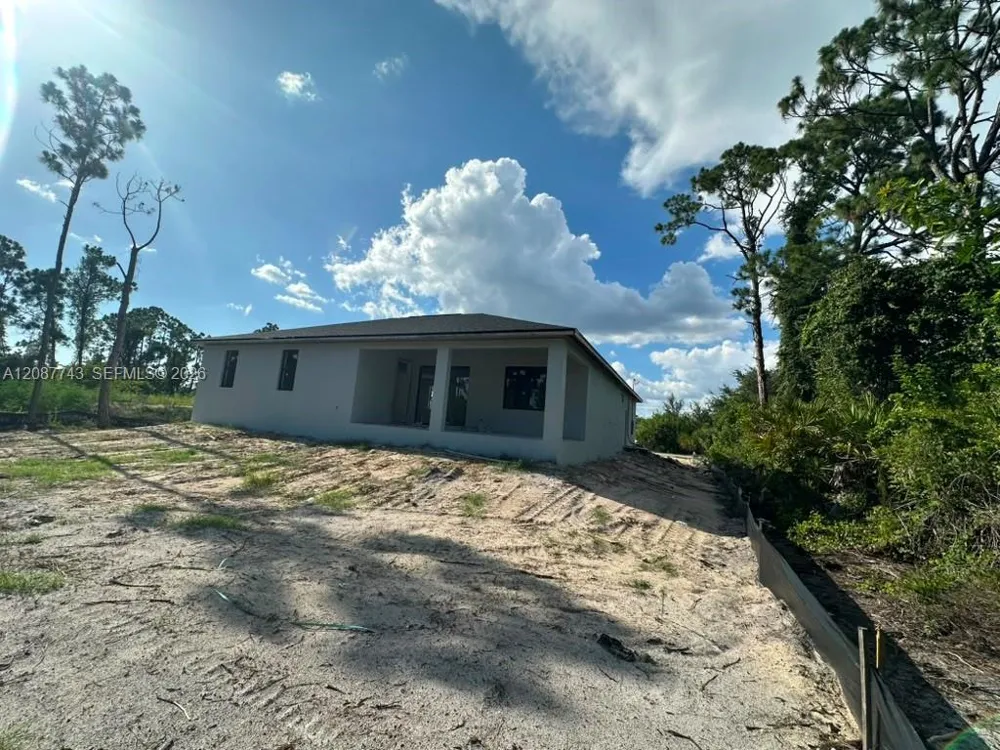 15825 Lakeland Circle Other City - In The State Of Florida, FL 33981