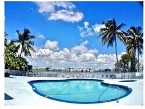 3437 NW 44th St #204 Oakland Park, FL 33309