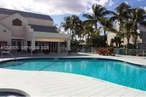 3437 NW 44th St #204 Oakland Park, FL 33309