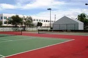 3437 NW 44th St #204 Oakland Park, FL 33309