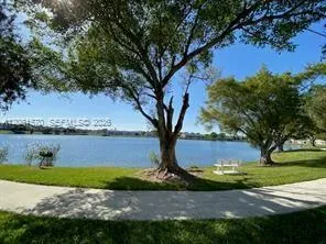 3437 NW 44th St #204 Oakland Park, FL 33309