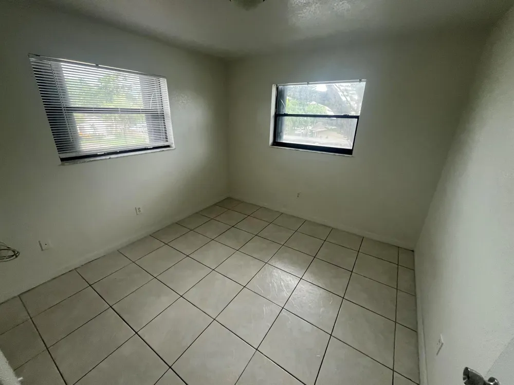 421 NW 7th Terrace #3 Fort Lauderdale, FL 33311