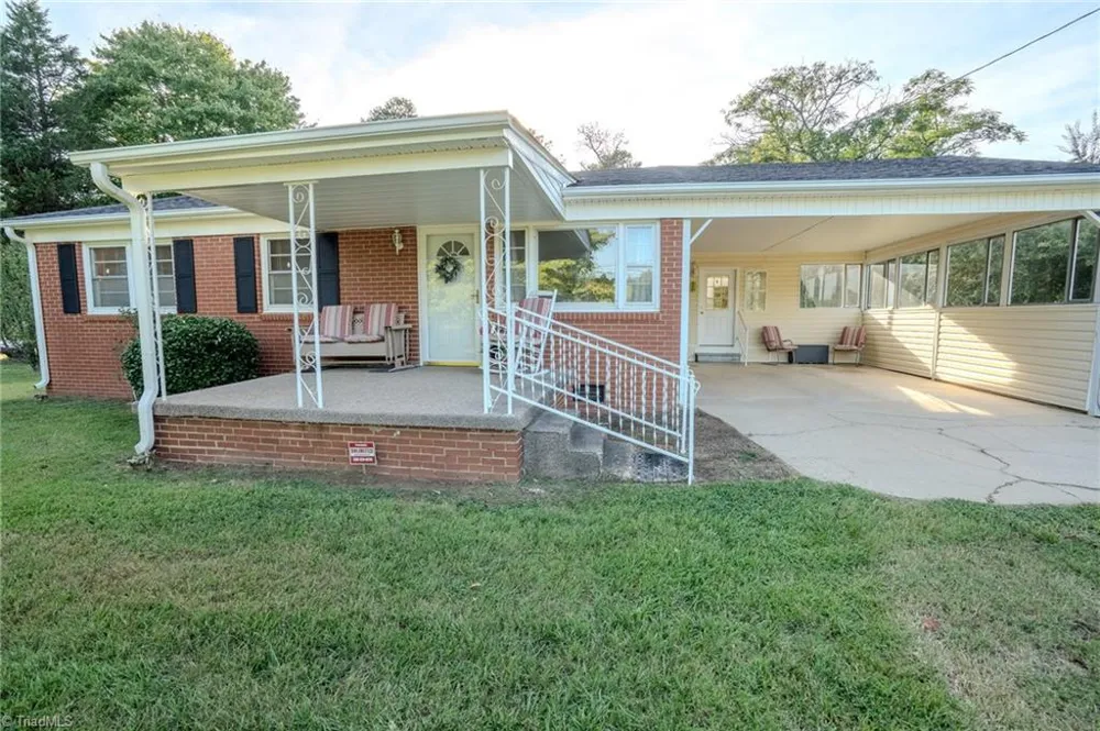 7805 Jackson School Road Browns Summit, NC 27214