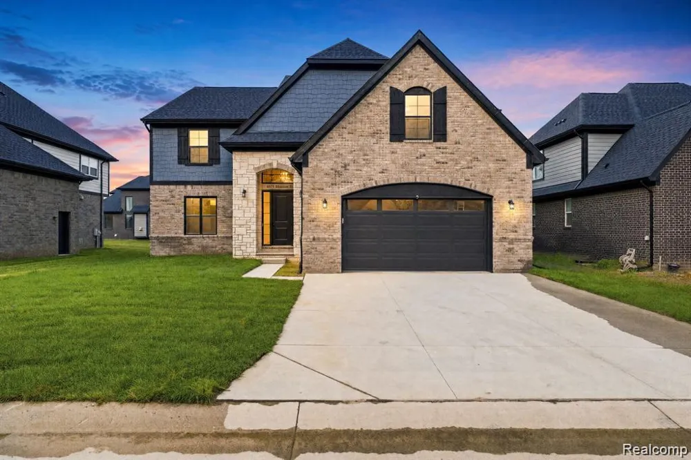 4156 Blossom Drive Sterling Heights City, MI 48314