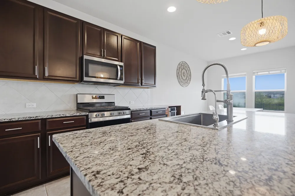1100 S San Marcos Street Manor, TX 78653